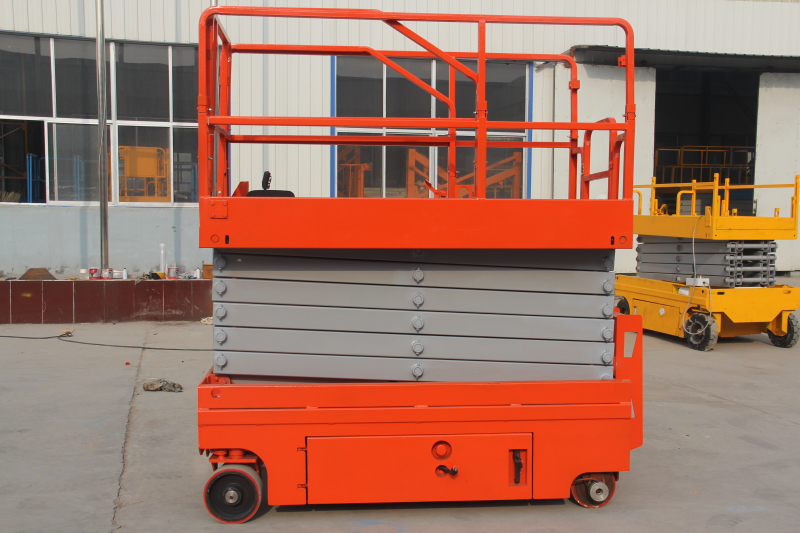 10m self propelled scissor lift to Italy client